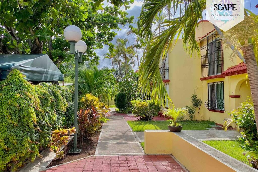 Villa Amplia Y Calida Casa Cerca De Plaza Las Americas Cancún Exterior foto